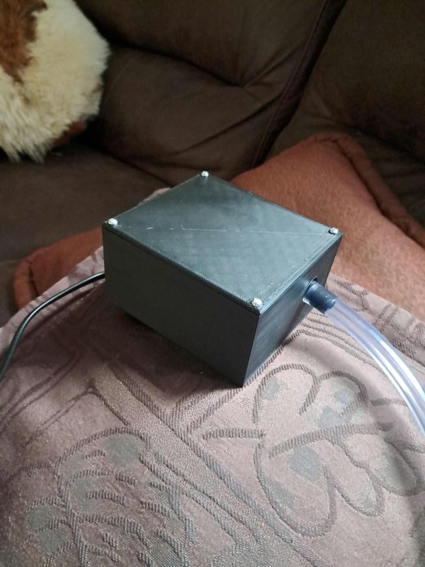 금형과 펌프 외장 케이스를 3D 프린팅하기