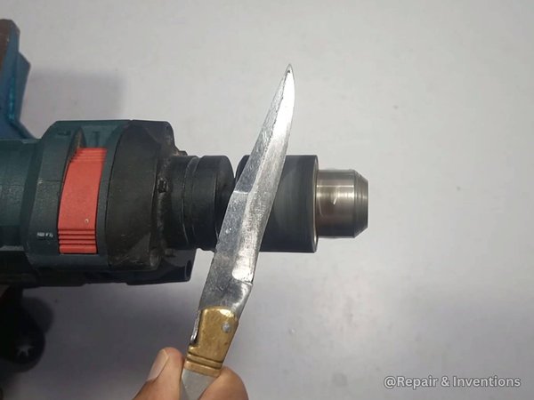 소개: 숫돌 없이 칼을 면도날처럼 날카롭게 만드는 가장 좋은 방법