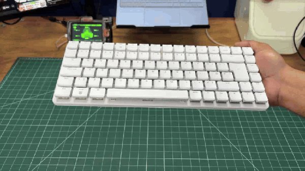 하드웨어 - RASPBERRY PI 500 PLUS