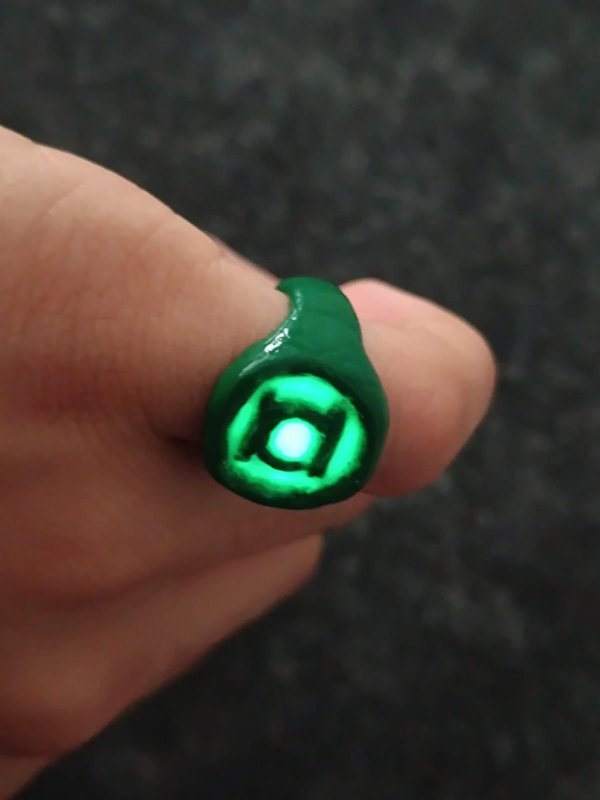 소개: Green Lantern 반지(PVC로 제작)