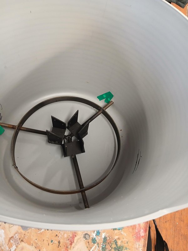 콘크리트 붓기!