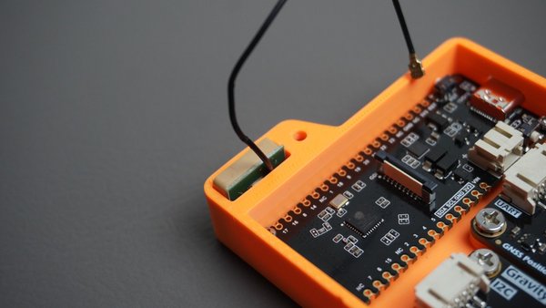GNSS 안테나 장착하기