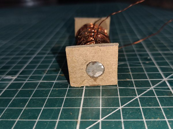 소개: 집에서 강력한 DIY 전자석 만드는 방법