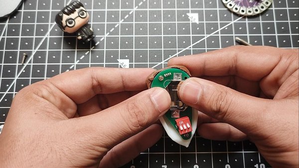 3D 프린트에 PCB 나사 고정