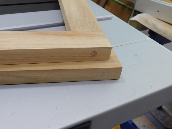 문틀